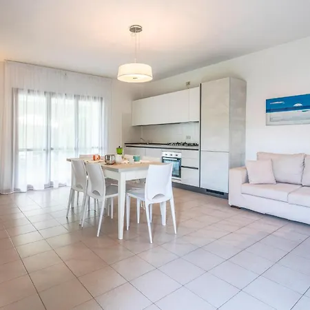 3 Bedroom Gorgeous In Albarella Ro Albarella Island