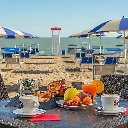 3 Bedroom Gorgeous In Albarella Ro * Albarella Island
